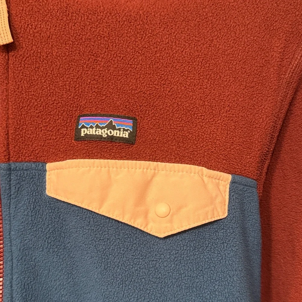 Patagonia Kids’ Micro d Snap-t Fleece Jacket - burgundy & navy - Picture 9 of 11